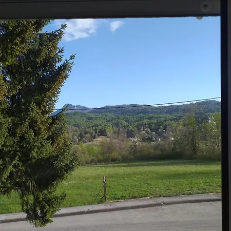 Lägenhet Gradina Gomirje